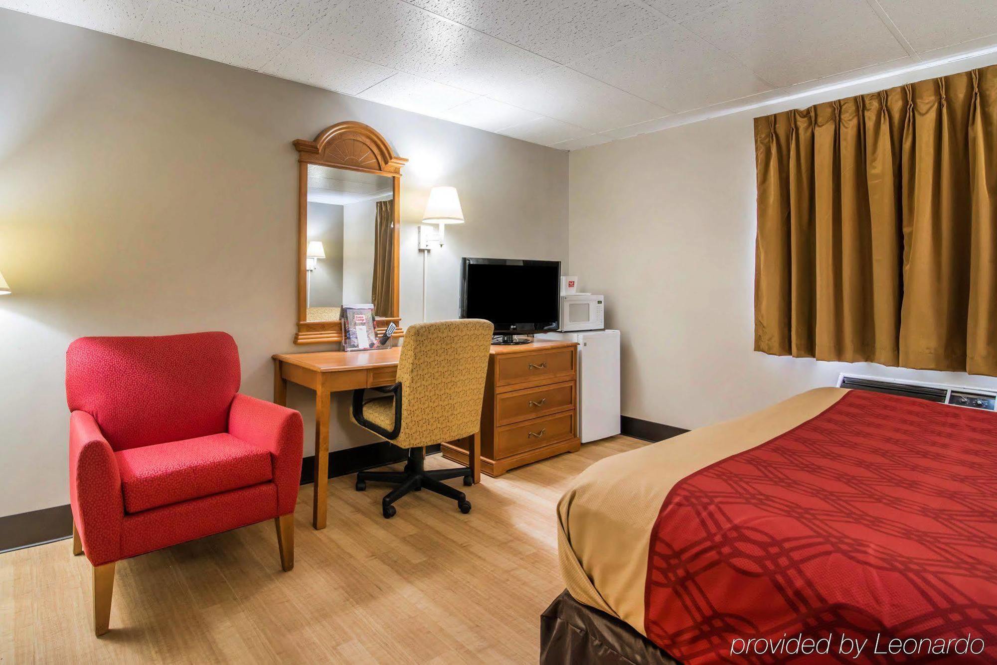 Econo Lodge New Paltz Exterior foto