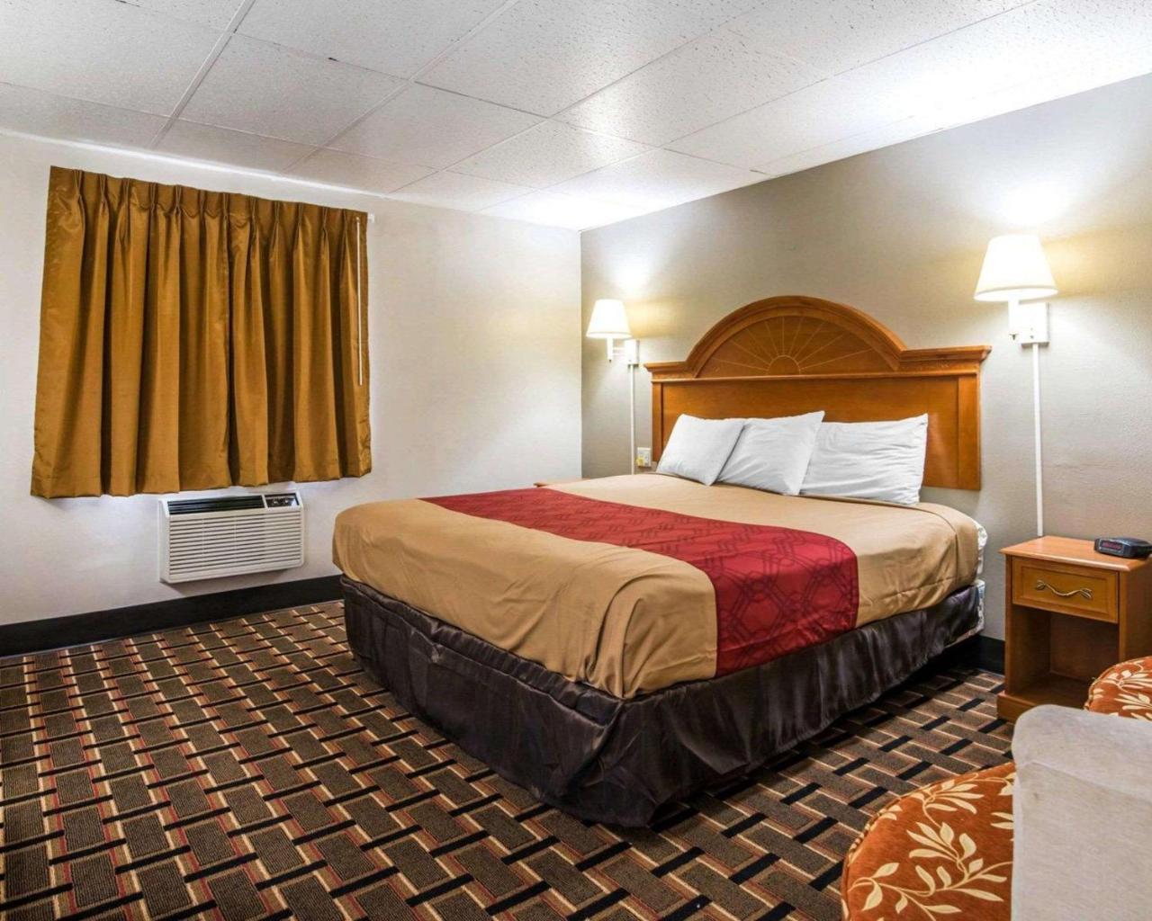 Econo Lodge New Paltz Exterior foto