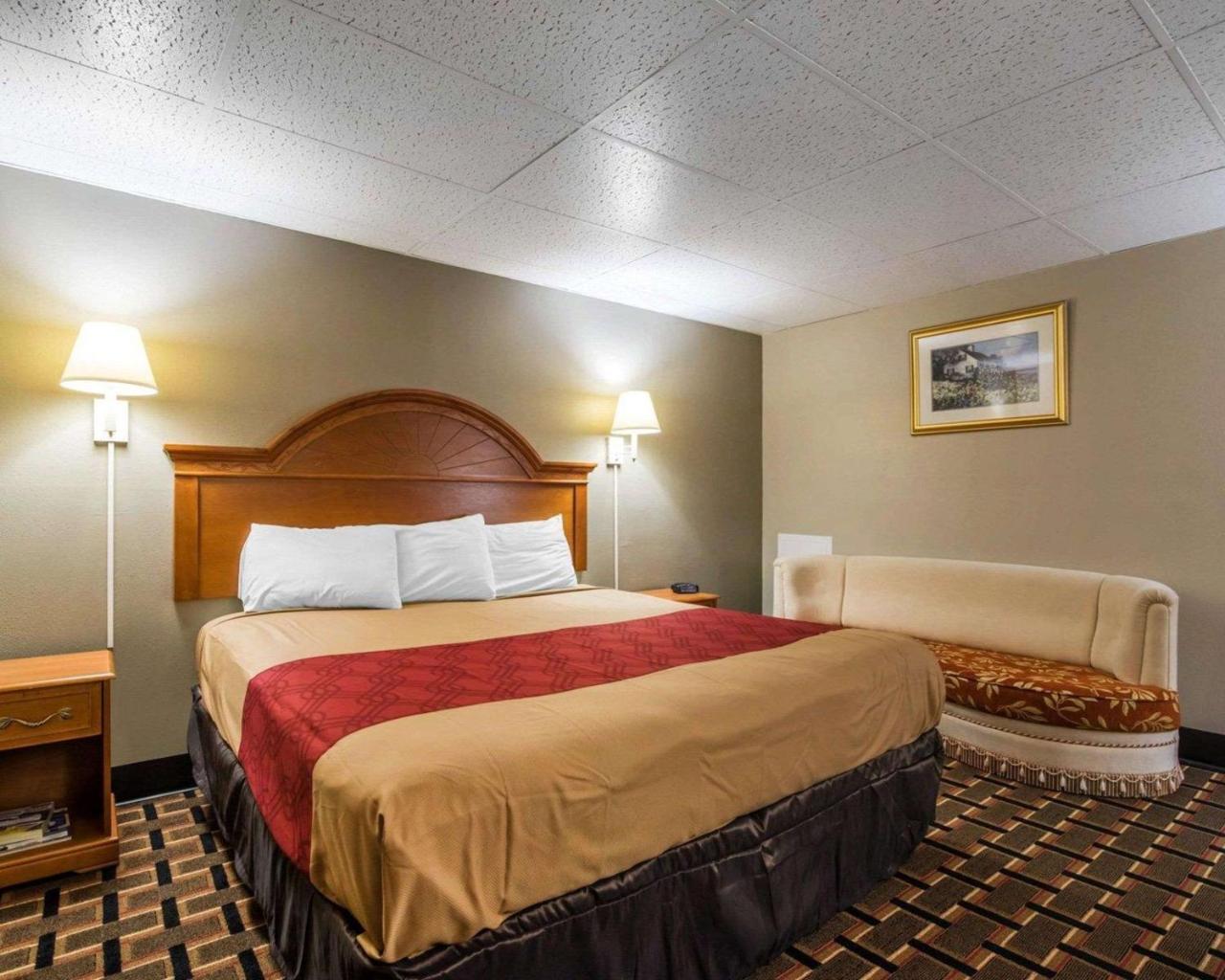 Econo Lodge New Paltz Exterior foto