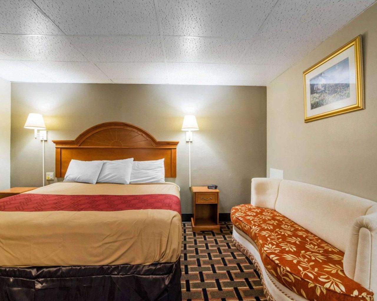 Econo Lodge New Paltz Exterior foto