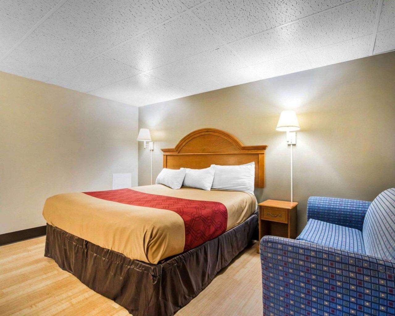 Econo Lodge New Paltz Exterior foto