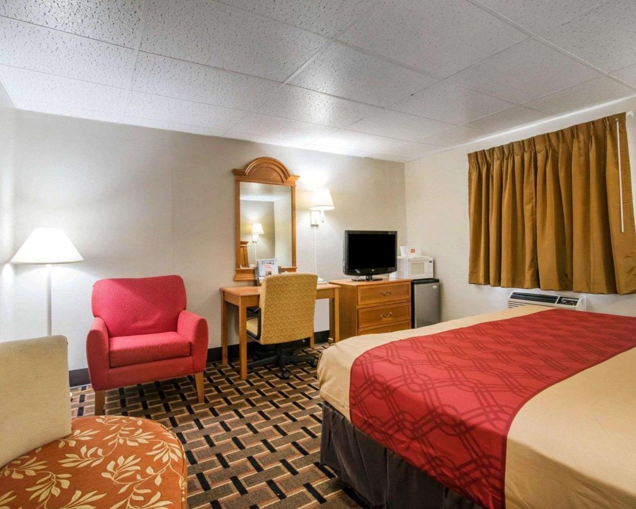Econo Lodge New Paltz Exterior foto